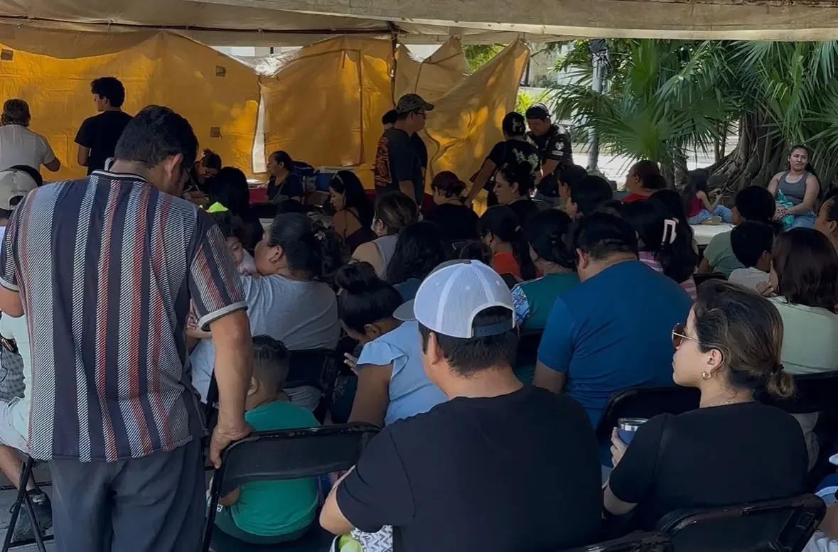 Miles de ciudadanos participan en la jornada de vacunación para prevenir brotes en la ciudad.