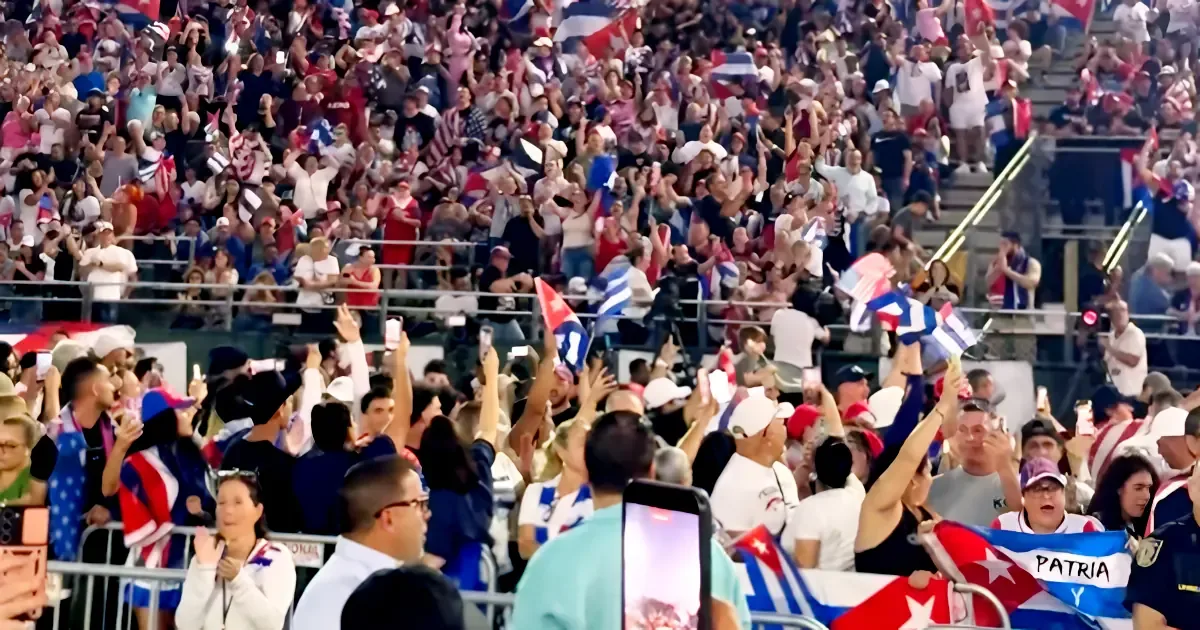 Miles de cubanoamericanos piden libertad y acciones contra la dictadura cubana.