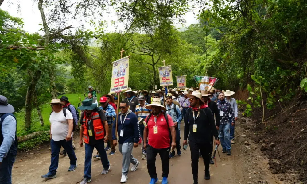 La 136 Peregrinación Varonil al Tepeyac reúne a miles de fieles en busca de la Morenita.