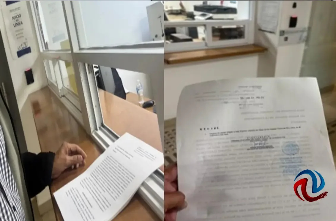 Militantes de Morena protestan contra la prórroga de comités estatales.