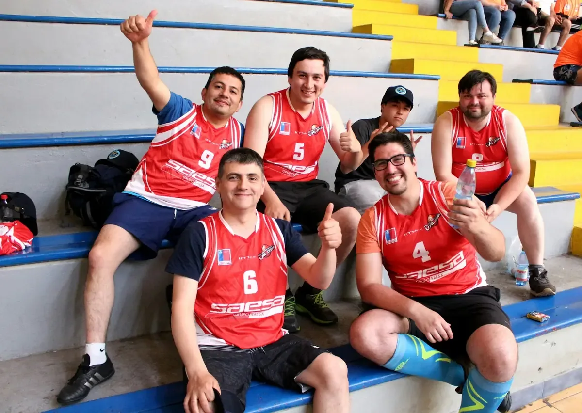 La destacada actuación del pedalista potosino marca un inicio exitoso en la competencia ciclista.