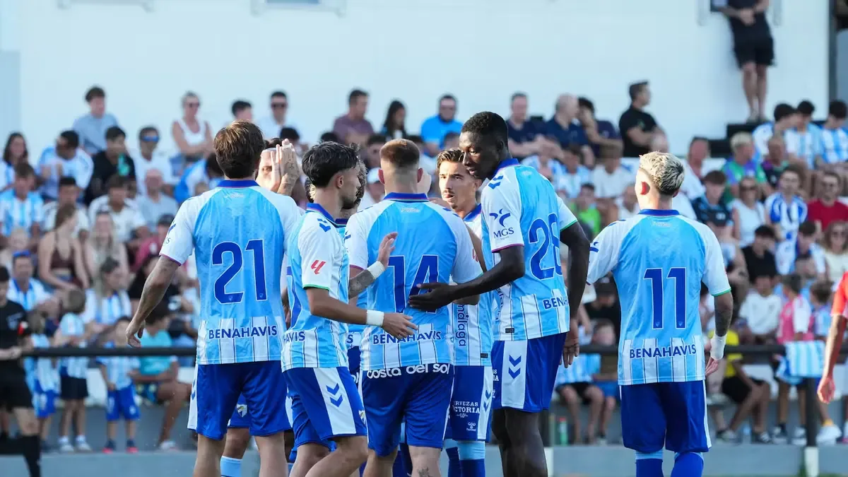 La victoria del Málaga CF avanza la confianza del equipo antes del inicio de la temporada.