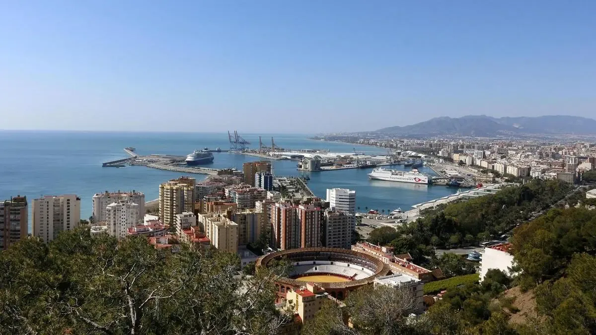 El buscador Kayak destaca a Málaga entre las ciudades más elegidas por viajeros extranjeros en esta temporada.