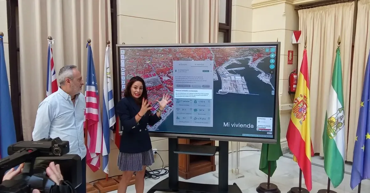 La nueva plataforma ayuda a ciudadanos a calcular ahorros en energía solar.
