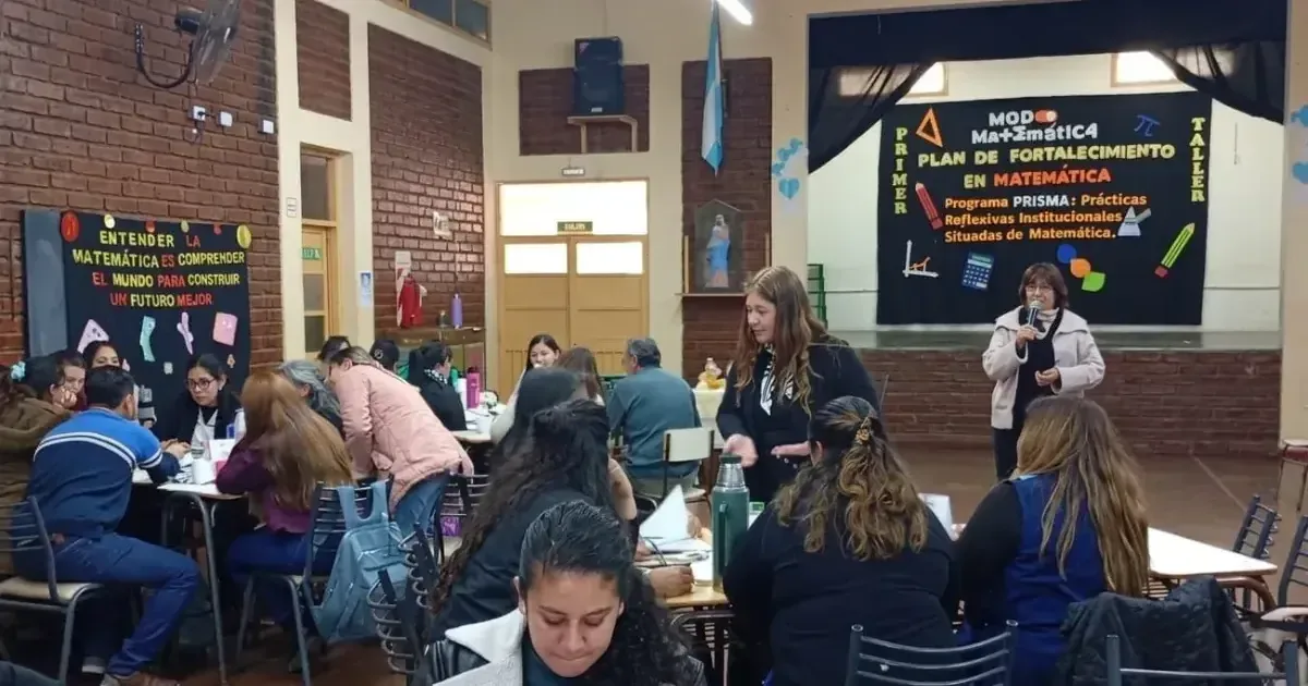 El programa educativo busca fortalecer la enseñanza de matemáticas en departamentos alejados.
