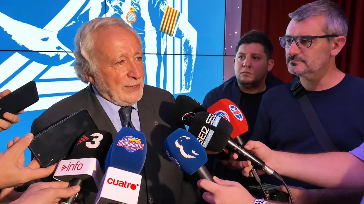 Monchi destaca la importancia de la comunicación abierta y la necesidad de mejorar en el Espanyol.