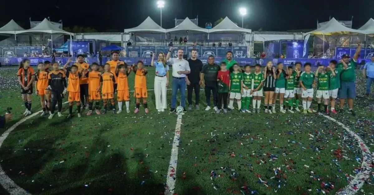 La ciudad se convierte en la primera sede que implementa un programa educativo duradero vinculado a la Copa Mundial 2026.