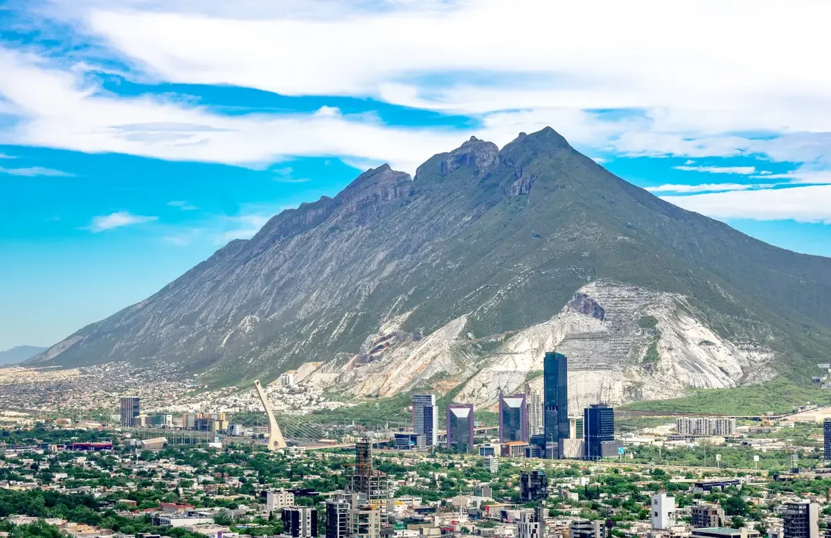 La participación ciudadana es clave para fortalecer la respuesta ante emergencias en Monterrey.