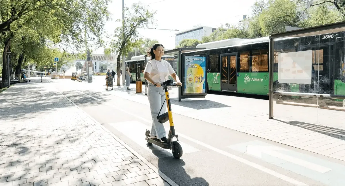 La regulación busca mejorar la seguridad vial ante el incremento de scooters en la ciudad.