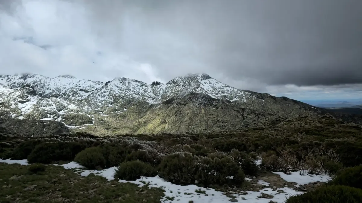 Las lluvias generadas por el monzón podrían causar inundaciones y deslaves en la región.