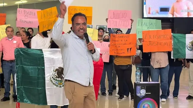 El legislador Loera exige acciones legales contra la gobernadora de Chihuahua.