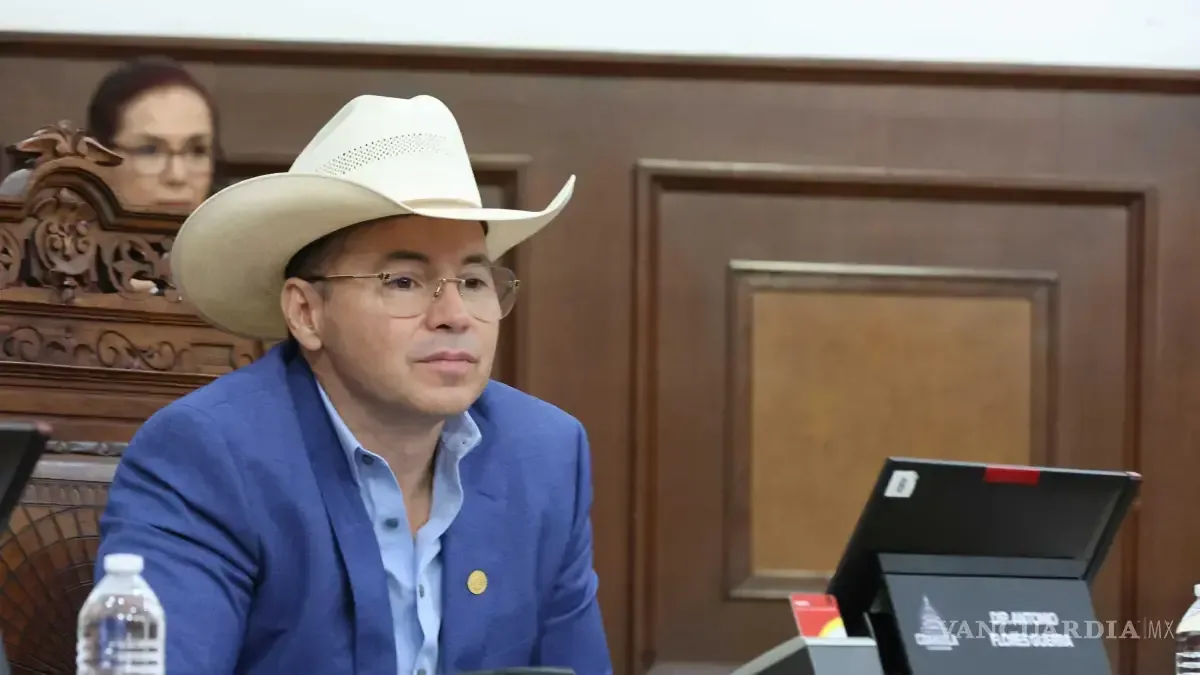 Disciplina parlamentaria en riesgo tras incidentes y posibles decisiones en Coahuila.