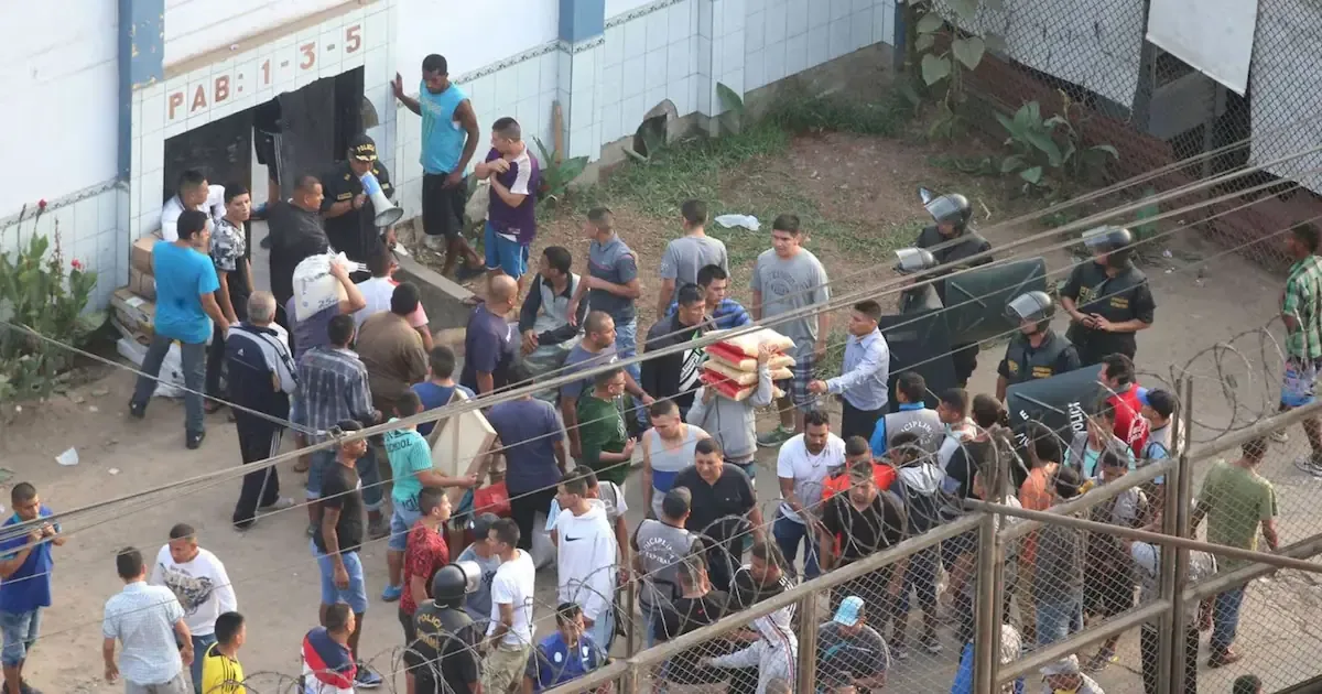 Dos eventos violentos en la historia de Perú se conmemoran este 4 de octubre.