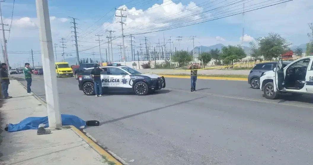 Un joven perdió la vida tras un choque con un automóvil en el bulevar Los Pastores.