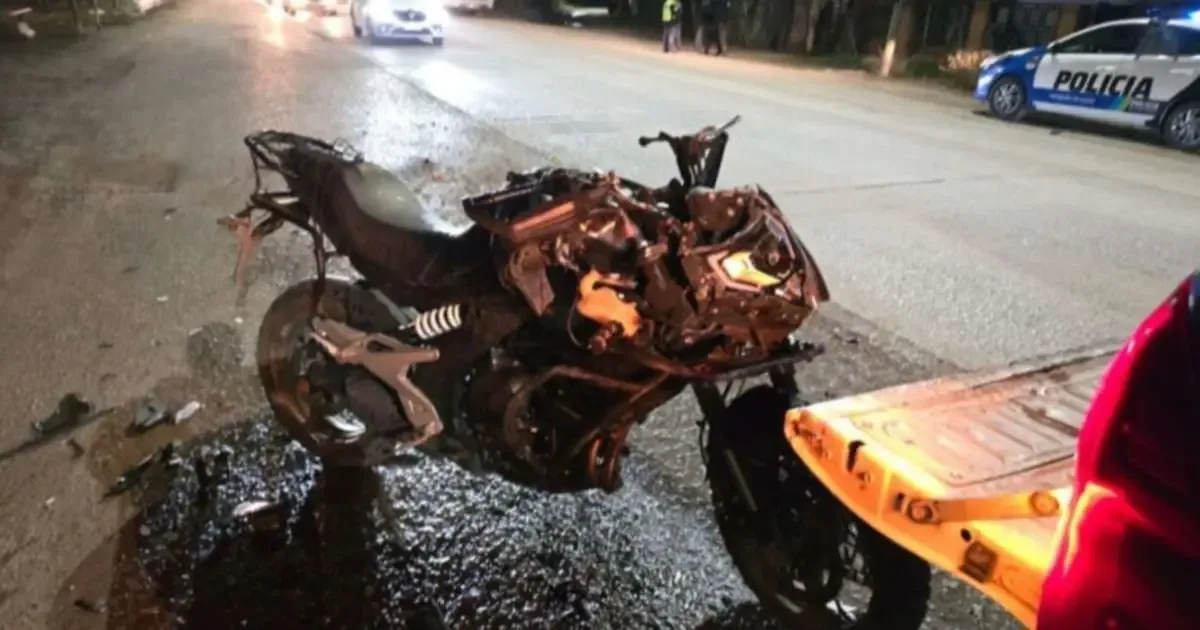 Un accidente en la ruta Centenario-Cinco Saltos causa lesiones y detiene el tránsito en la zona.