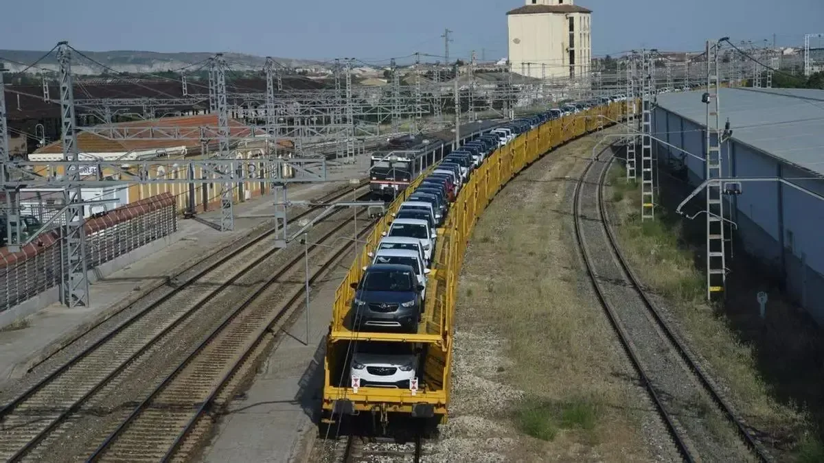 La inauguración de ExpacioMérida fortalece la infraestructura de transporte en la capital extremeña.