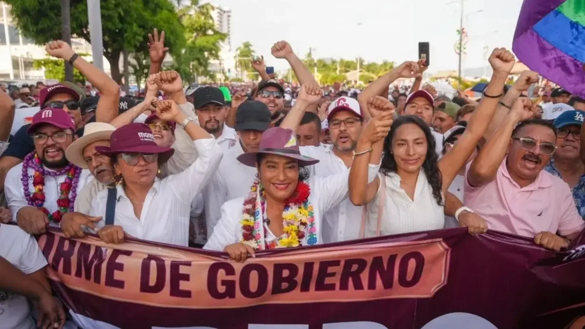 La alcaldesa con licencia, Abelina López, organiza la multitudinaria marcha en respaldo a la presidenta de México.