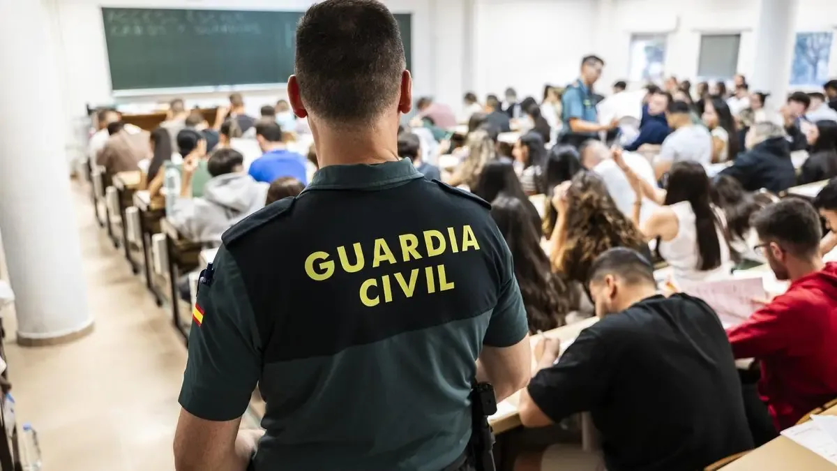La convocatoria nacional atraerá a más de 26.800 candidatos a puestos en la Guardia Civil.