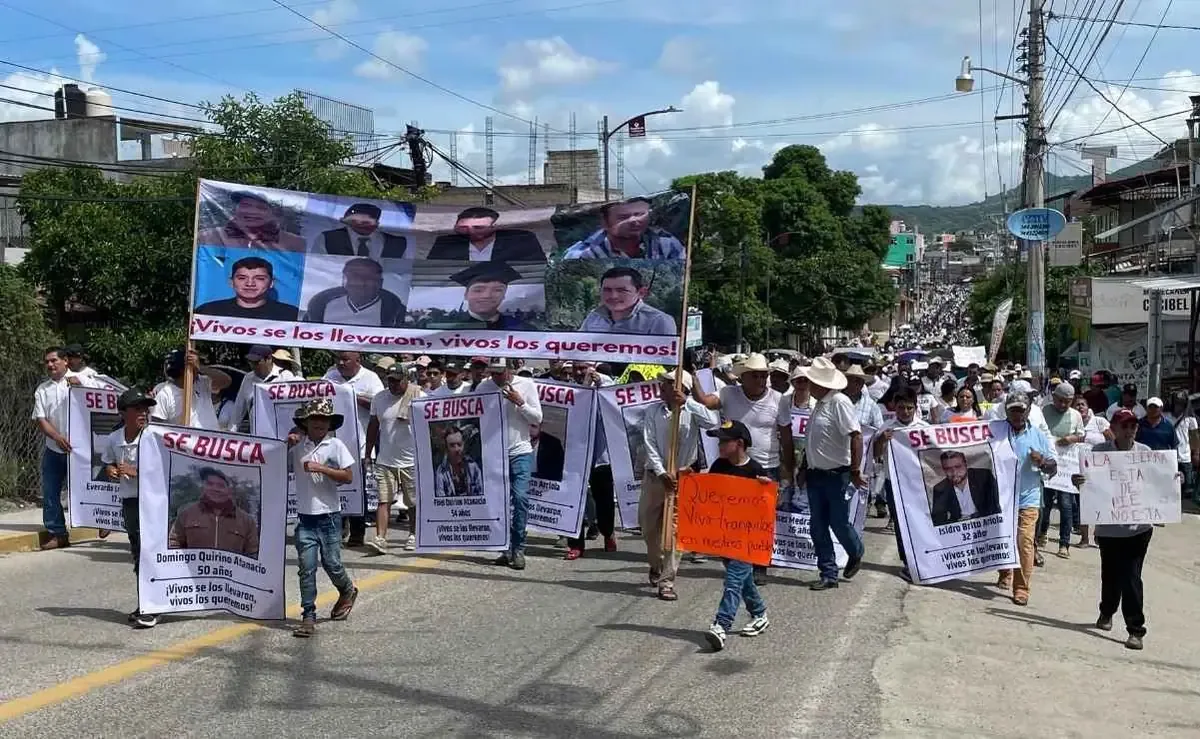 La comunidad reclama la presentación con vida de los desaparecidos, tras su privación de libertad hace ocho días.