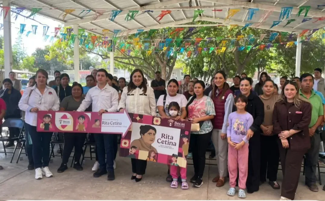 Más de 2,700 personas participaron en reuniones sobre el programa de Becas Bienestar en Sinaloa.