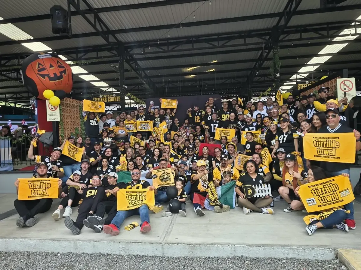 La comunidad moreliana se reunió para celebrar la victoria de su equipo en un ambiente festivo.