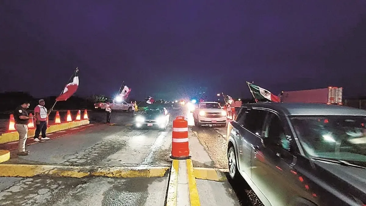 La Caravana Paisano busca facilitar el cruce de mexicanos por vacaciones.