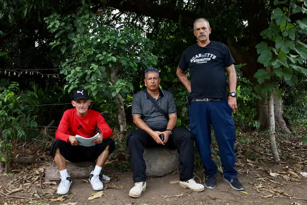 Más de 6,000 cubanos han sido deportados a México, lidiando con una crisis humanitaria.