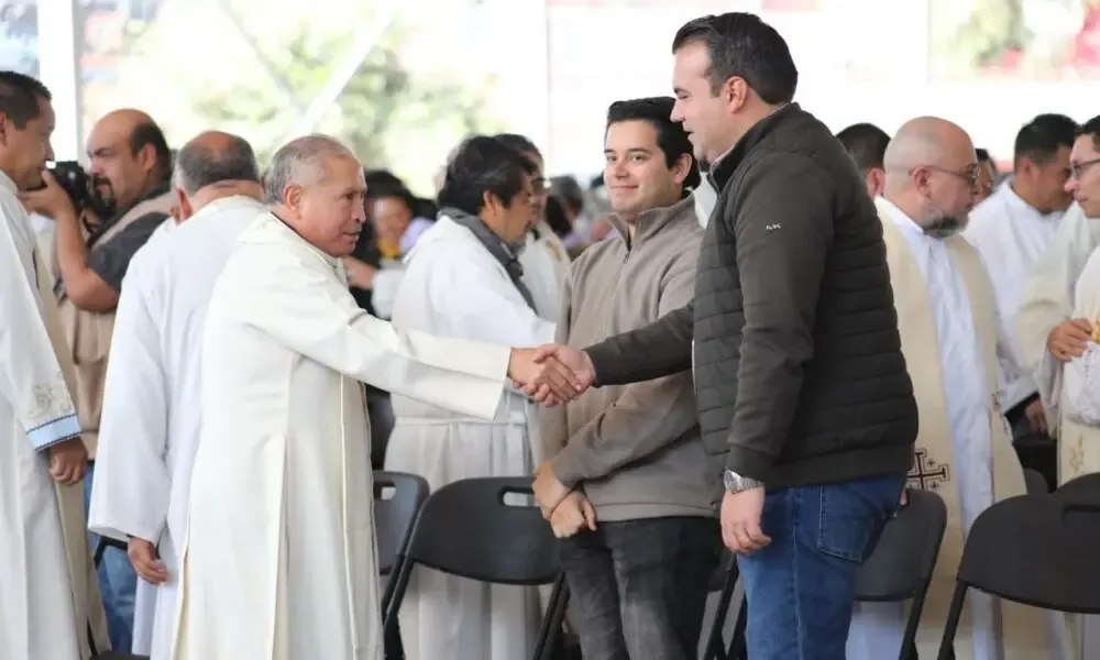 Más de 7,000 feligreses participan en las festividades en Colón.