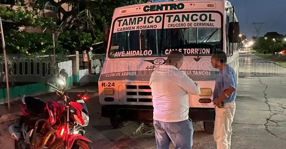 La repentina muerte del pasajero ocurrió tras un desvanecimiento en la ruta Tampico-Tancol.