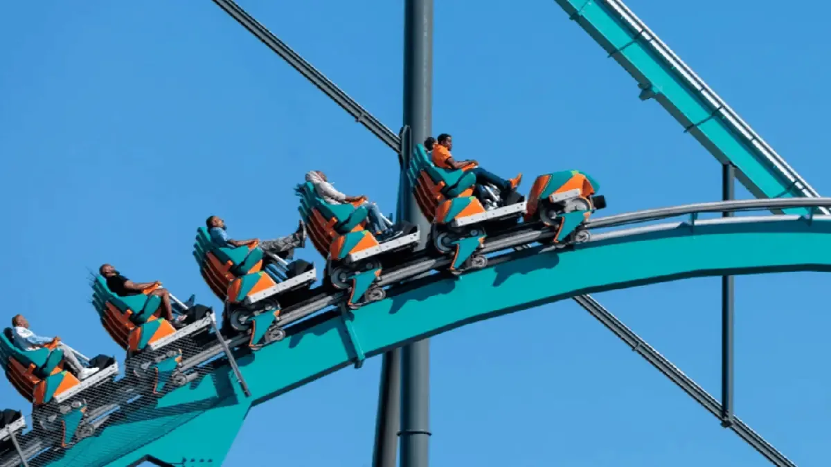 Un mortal accidente en Six Flags reabre el debate sobre la seguridad en atracciones.