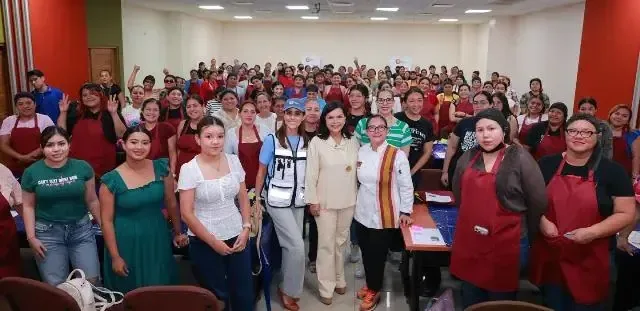 Más de 120 mujeres participaron en una capacitación que promueve la equidad de género y el desarrollo de habilidades.