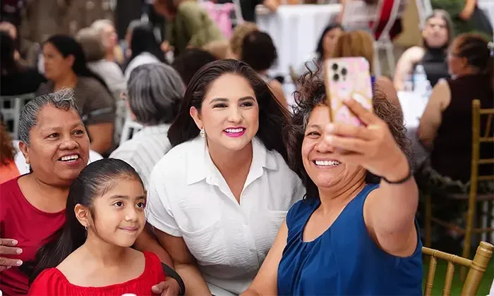 El rol de las mujeres en Nogales es fundamental para la economía y la comunidad, destacan líderes locales.
