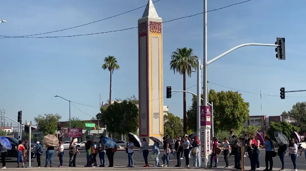 El registro para la Tarjeta Violeta se lleva a cabo durante los días más calurosos del año.