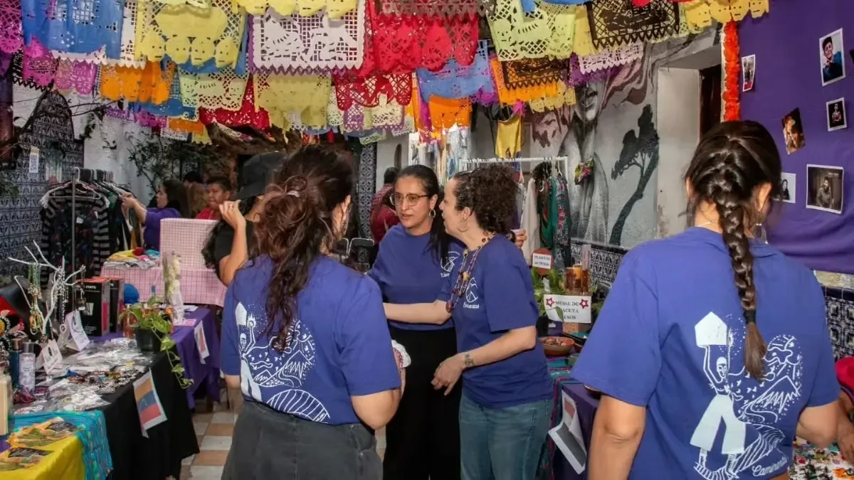 Mujeres migrantes crean espacios de colaboración y emprendimiento en la Ciudad de México.