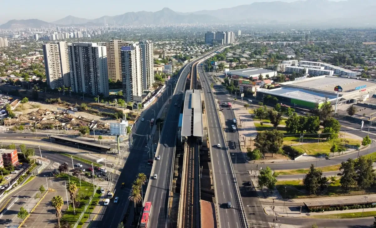 Las nuevas sanciones buscan garantizar el libre tránsito del transporte masivo en Pachuca.