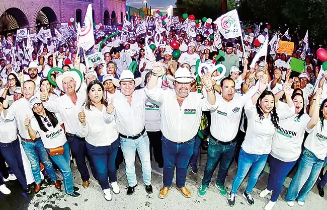 El candidato del PRI-UDC obtuvo el apoyo de la comunidad en su último evento.