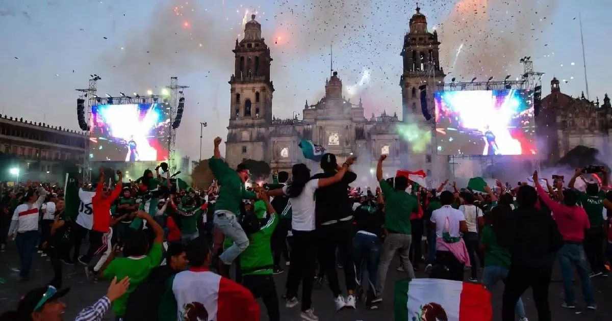 Disfruta la Copa Mundial en plazas públicas con eventos y actividades gratuitas.