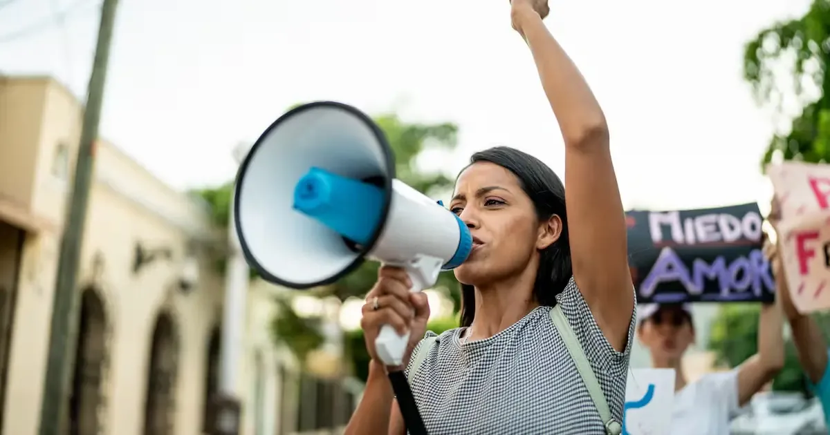 El 07 de junio se celebra en México la libertad de expresión y el Día de la Inocuidad de los Alimentos.