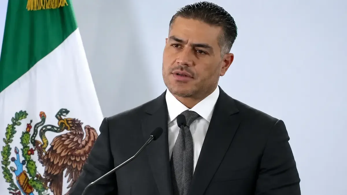 El Gobierno federal desestima señalamientos de la DEA sobre vínculo con narcotráfico.