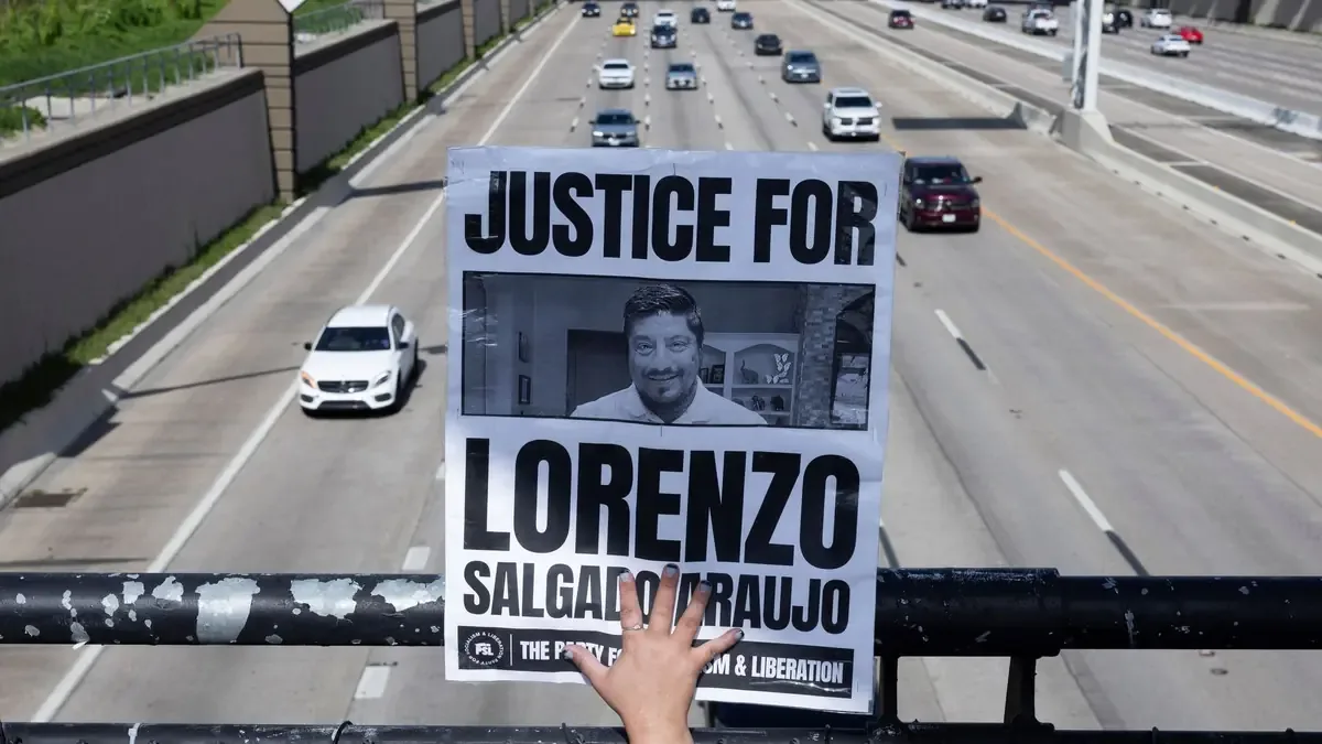 Las autoridades buscan justicia tras la muerte de connacionales bajo custodia estadounidense.