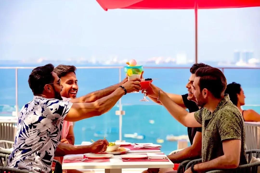 La alianza entre Sectur y Queer Destinations potencia el turismo LGBTQ+ en el país.