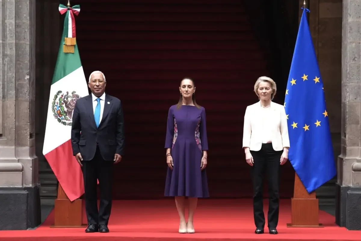 Este pacto fortalece la cooperación política y económica entre ambas partes.