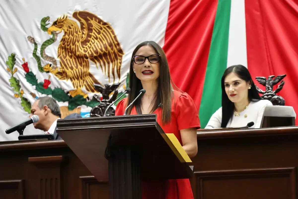 La propuesta busca transformar la gestión de residuos y reconocer los derechos de los recicladores en el estado.