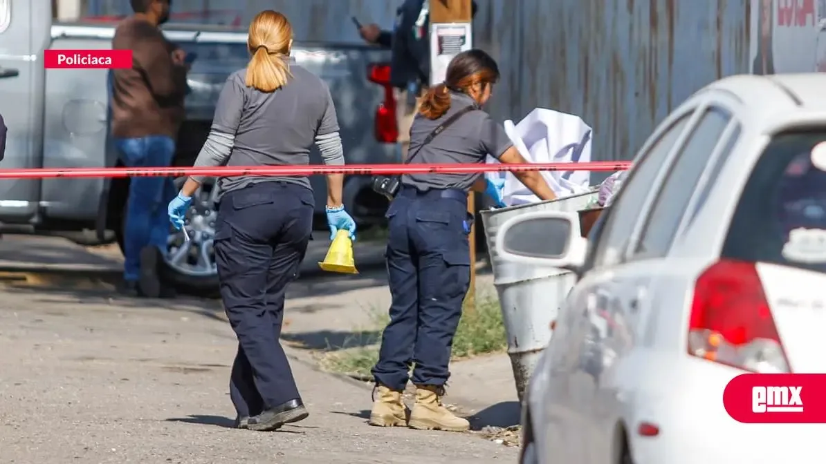 Narcomanta localizada en la estación policial de Villas del Sol, Mexicali.