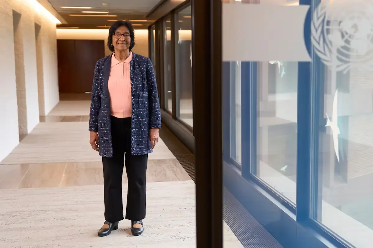 Navi Pillay, experta en derechos humanos, pide justicia por los ataques en Gaza.