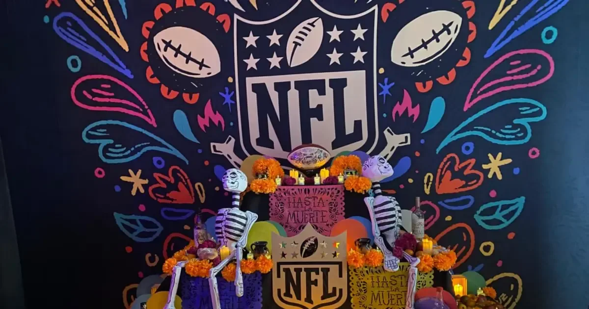 La NFL combina el futbol americano con el Día de Muertos en un evento cultural en la capital mexicana.