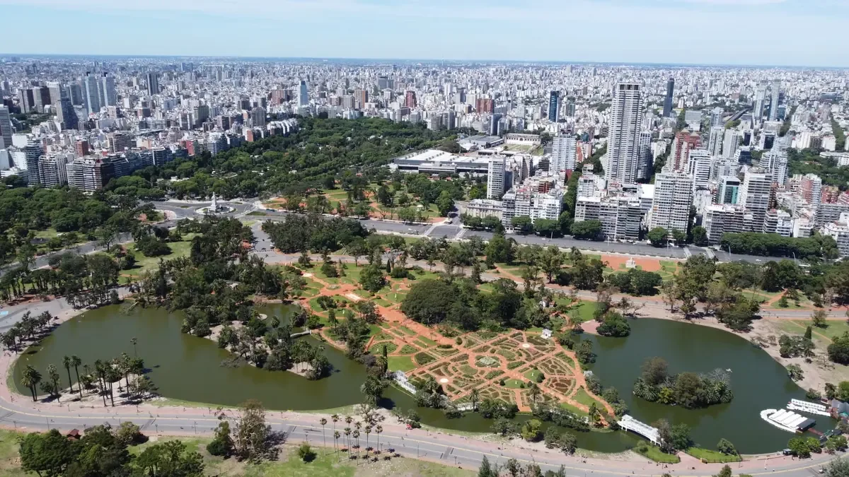 La violencia entre menores causa alarma en la comunidad local tras el incidente en un parque.