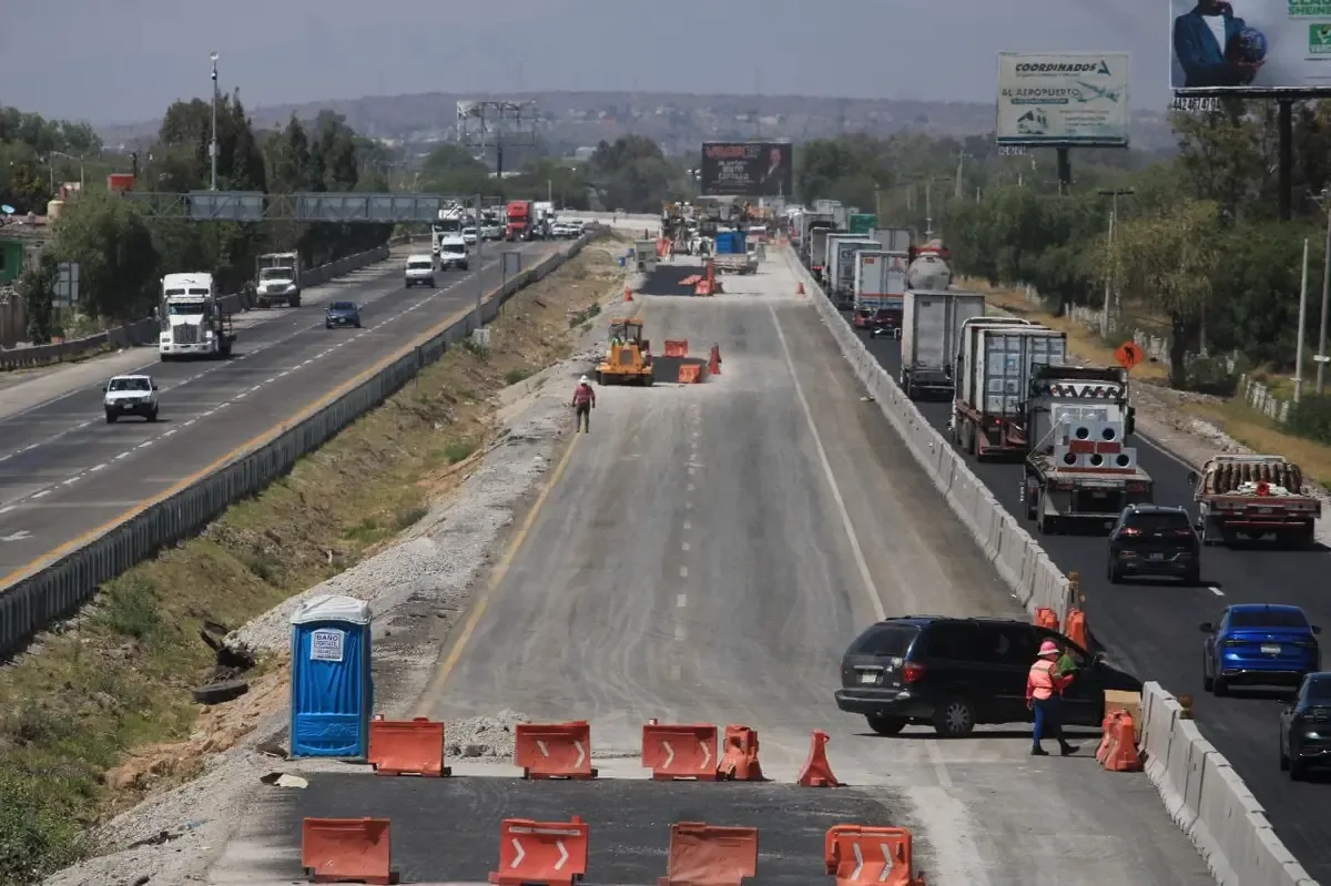 La falta de una fecha clara provoca inquietud entre usuarios de la carretera federal 57.