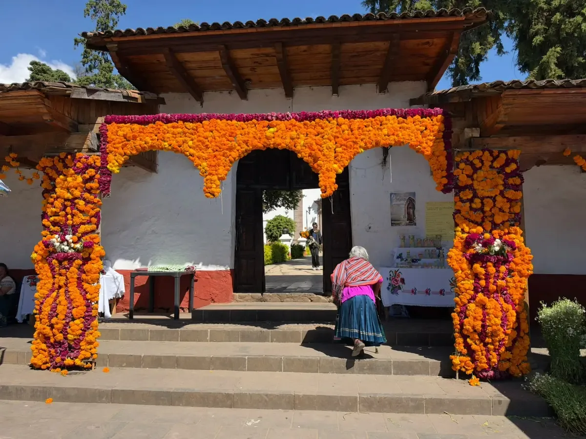 La comunidad indígena honrará a los difuntos con tradiciones ancestrales y actividades culturales.