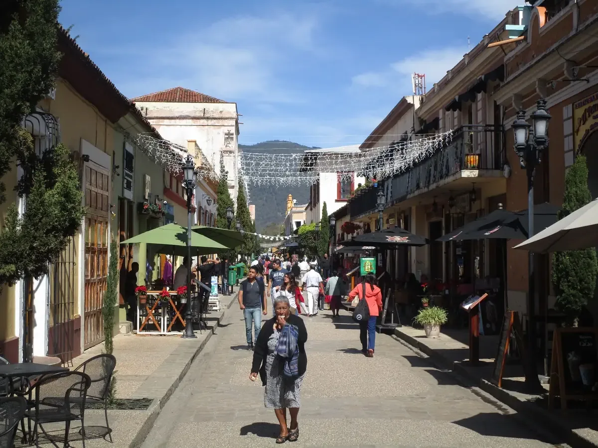 La economía de Nogales muestra fortaleza con un liderazgo en el sector manufacturero a pesar de desafíos económicos.